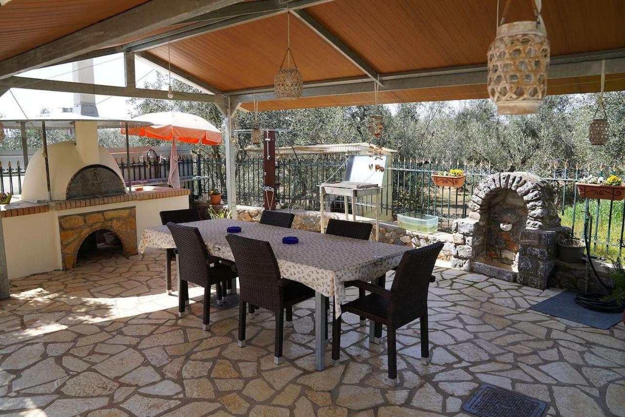 Eleni'S Holiday Home กาลามาตา ภายนอก รูปภาพ